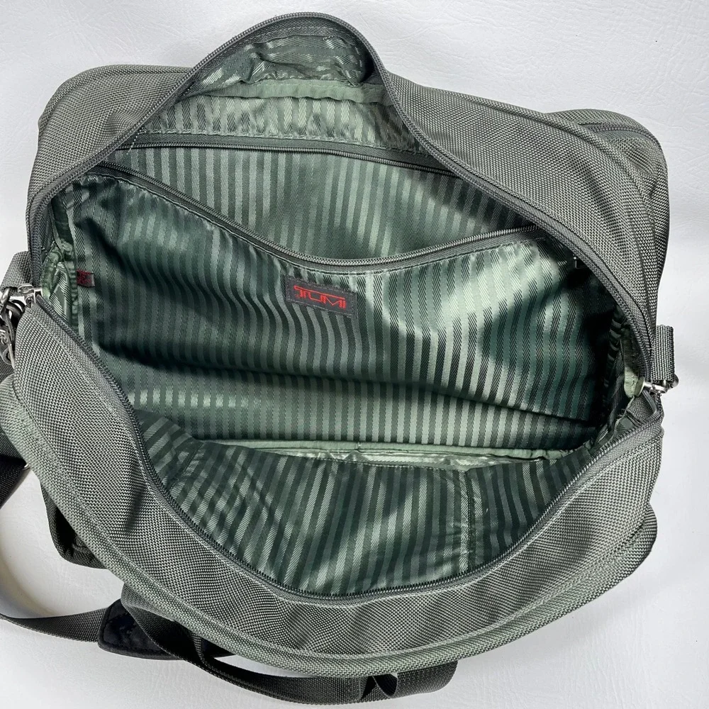 Tumi Alpha Ballistic Briefcase Laptop Bag Green Nylon Grey Messenger